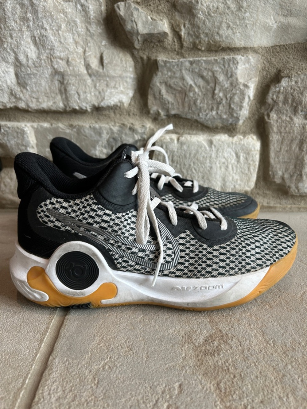 Nike Black White Men's Athletic Shoes